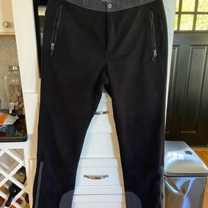 Men’s Large REI Black Fleece Ski Pants